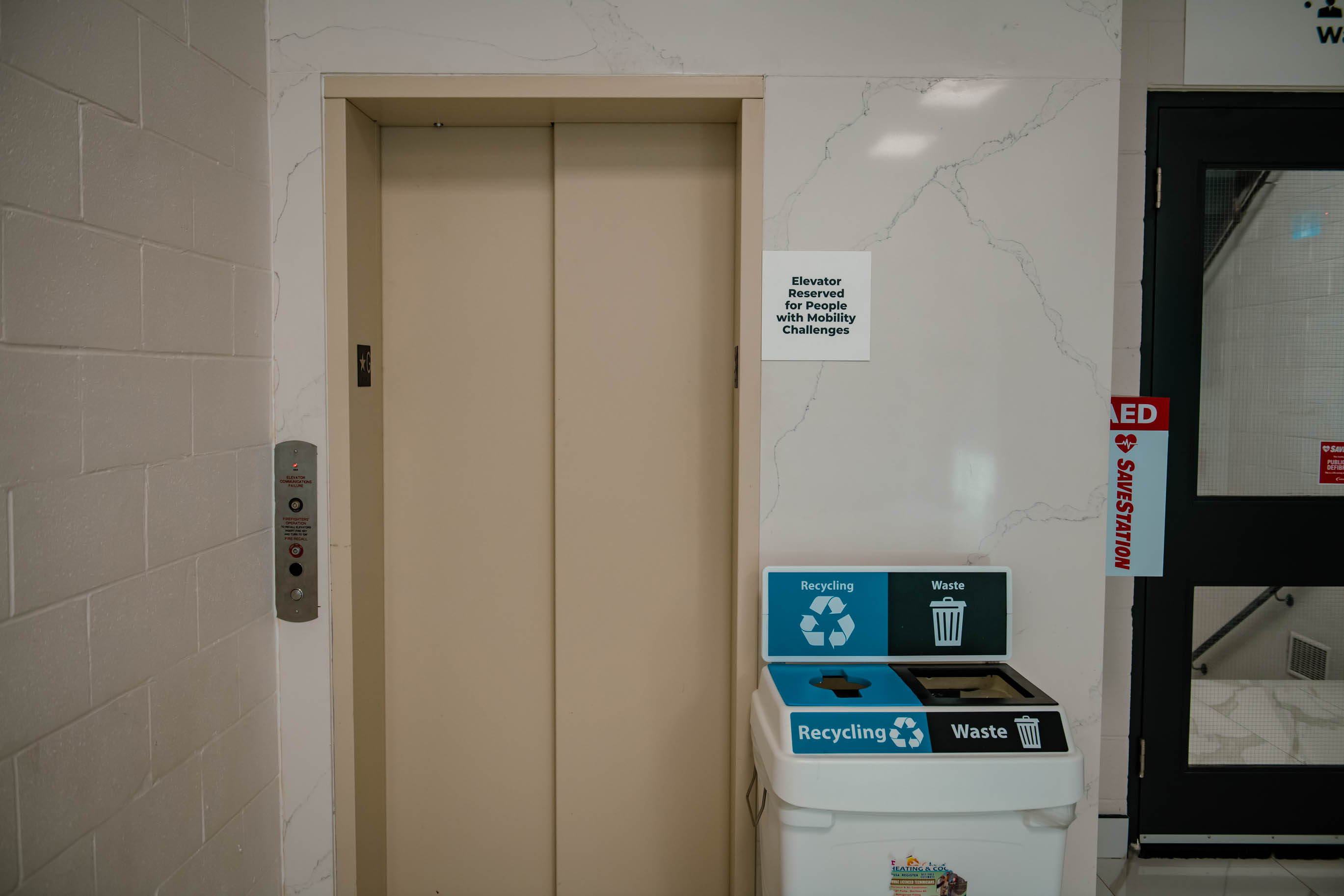 Barrie Mosque community moment DSC 6307