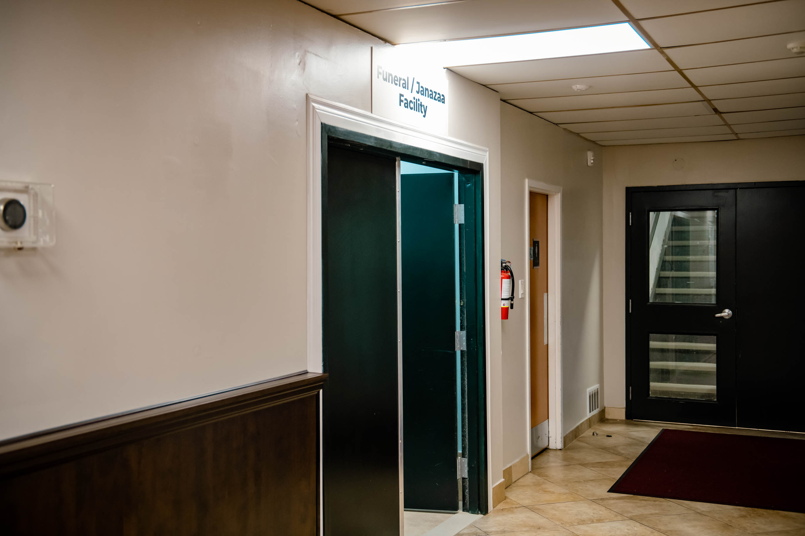 Barrie Mosque community moment DSC 6388