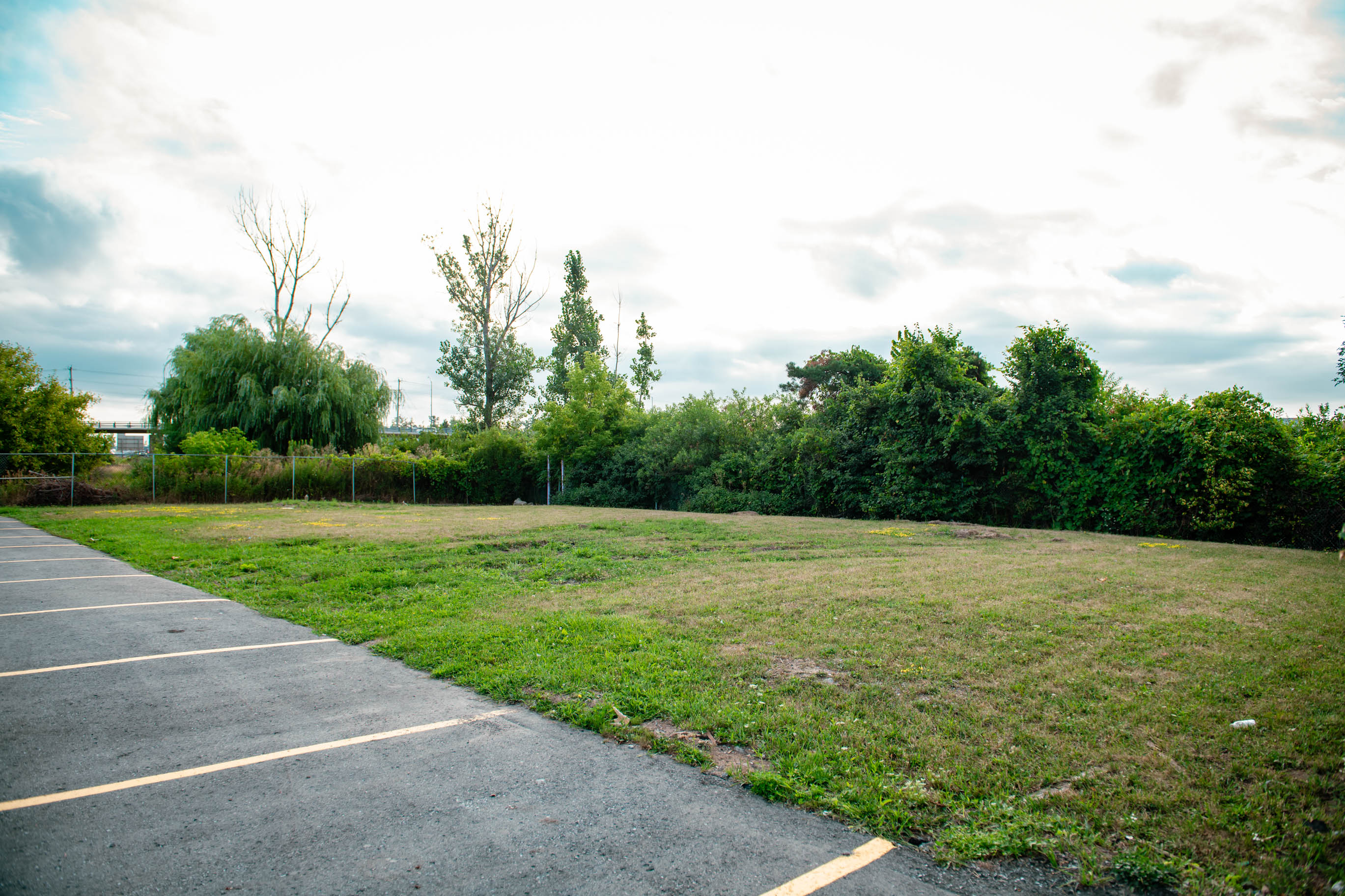 Barrie Mosque community moment DSC 6454